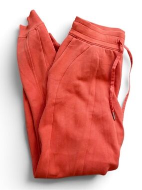Lululemon orange scuba joggers
